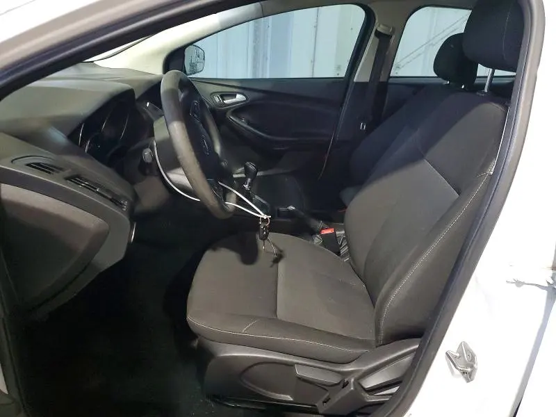 FORD FOCUS 2018 VIN 1FADP3FE8JL203130