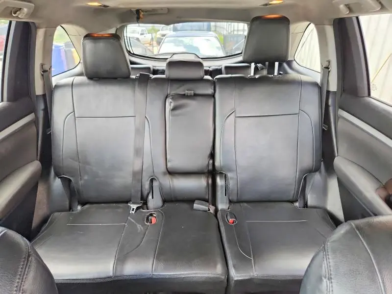 TOYOTA HIGHLANDER 2015 VIN 5TDBKRFH4FS074256
