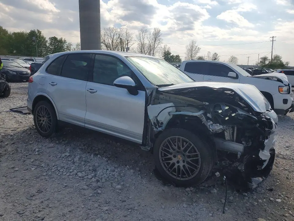 PORSCHE CAYENNE 2017 VIN WP1AA2A23HKA86481