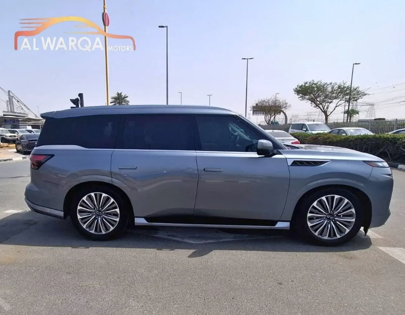 Infiniti QX80 2025
