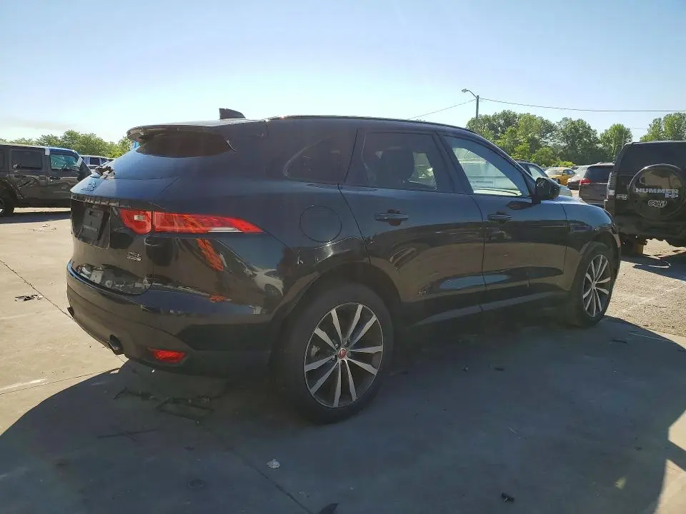 JAGUAR F-PACE 2018 VIN SADCK2FX0JA324122