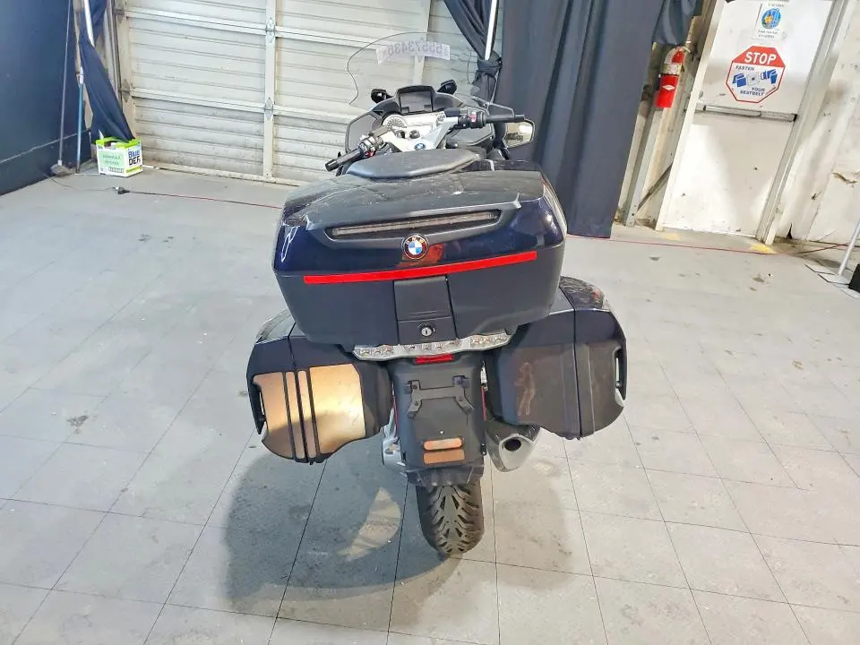 BMW MOTORCYCLE 2017