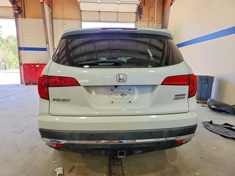 HONDA PILOT 2016 VIN 5FNYF6H99GB124528