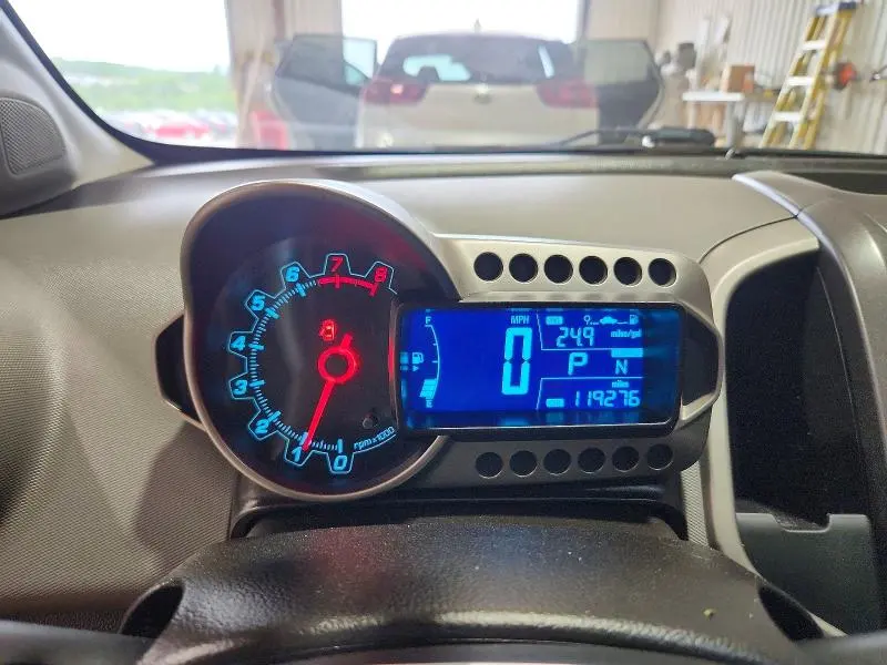 CHEVROLET SONIC 2015 VIN 1G1JC6SH4F4181924