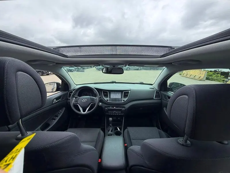 HYUNDAI TUCSON 2018 VIN KM8J3CA2XJU794296