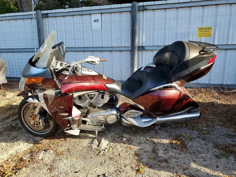 VICTORY MOTORCYCLE 2008