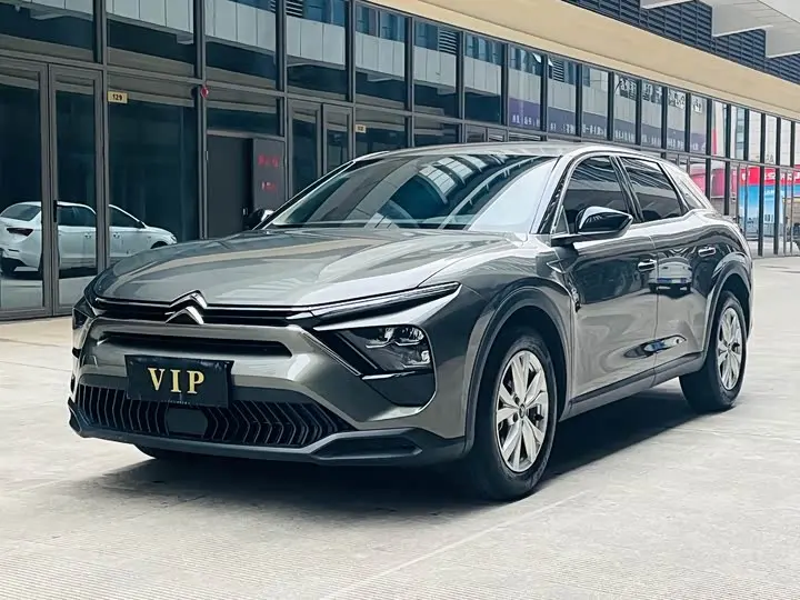 Citroen C5 X 2025 2025款 1.6T 海外版