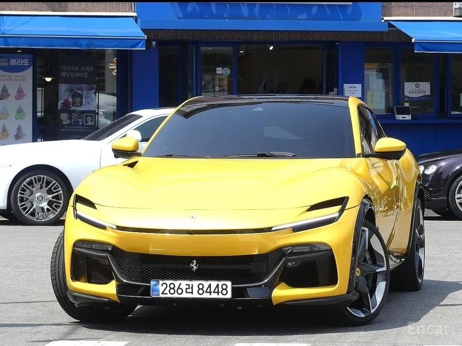 Ferrari Purosangue 2022 6.5 V12