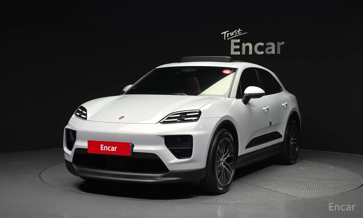 Porsche Macan 2024 Base 4