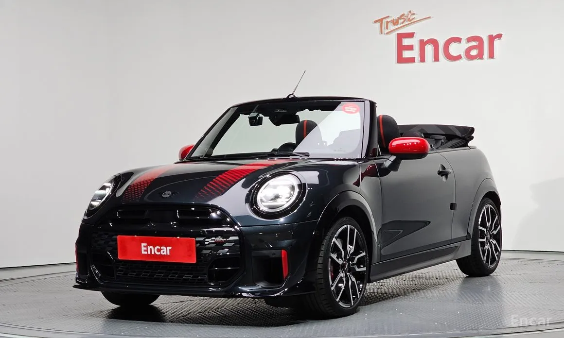 Mini Cooper Convertible 2025 JCW