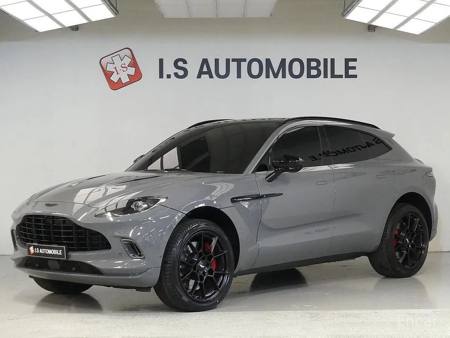 Aston Martin DBX 2020 4.0 V8