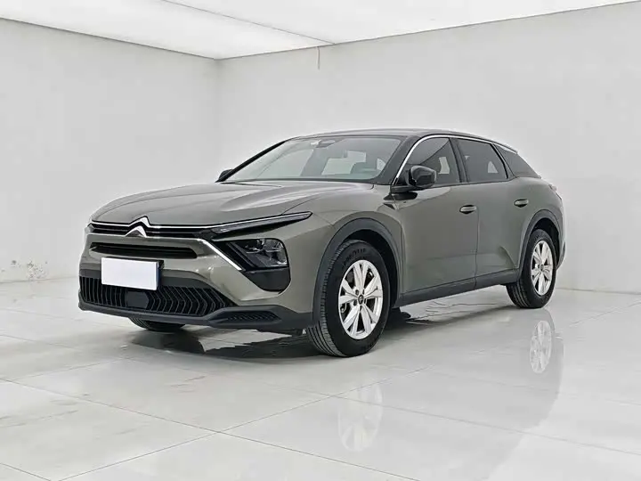 Citroen C5 X 2025 2025款 1.6T 海外版