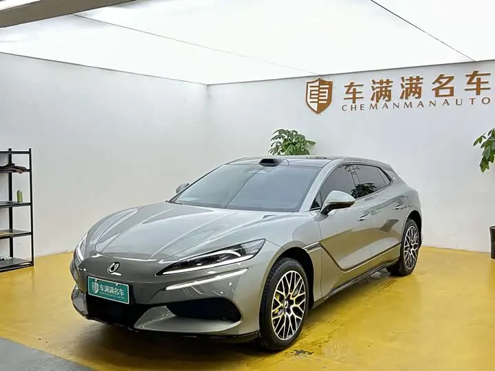 Denza Z9GT 2026 2026款 闪充尊荣型