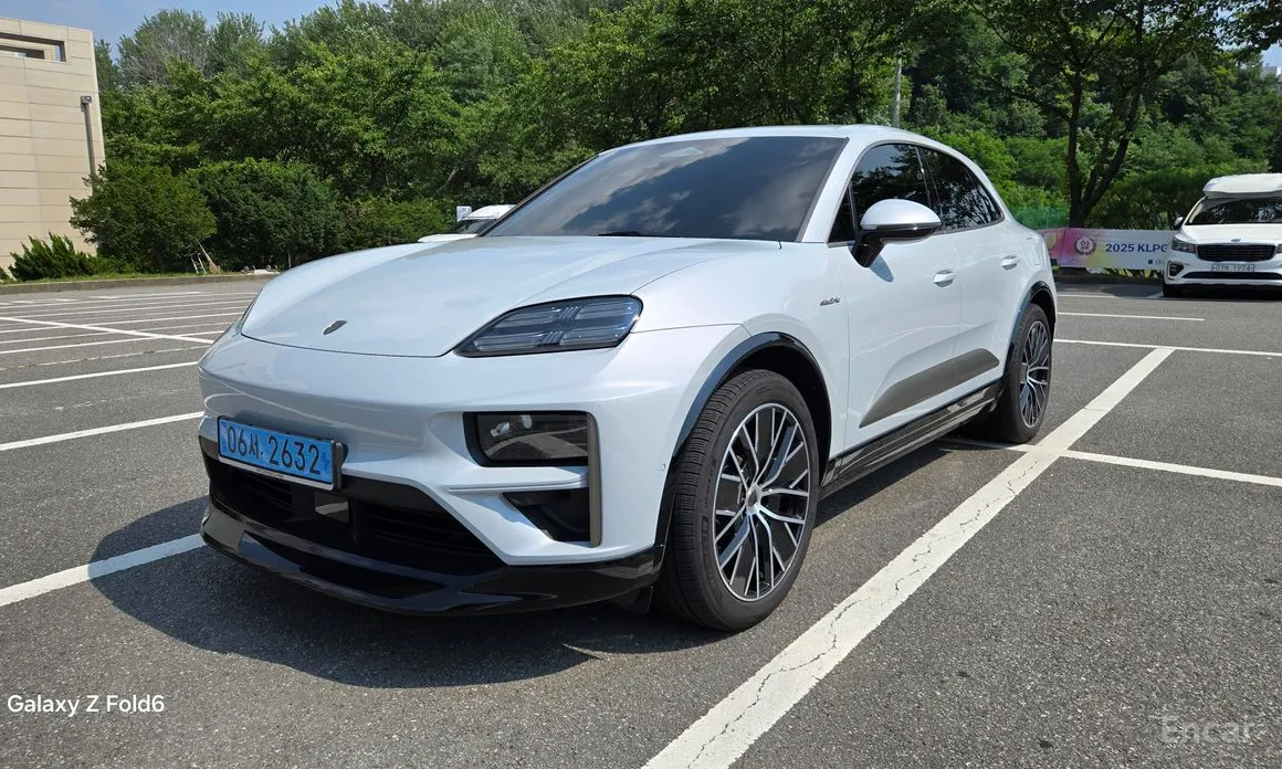 Porsche Macan 2024 Turbo