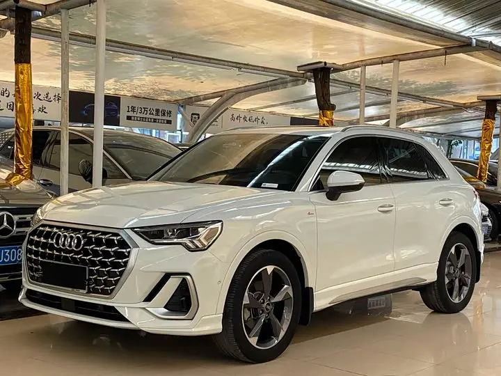Фото 1 - Audi Q3