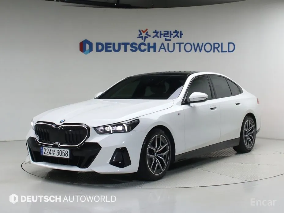 2020-2025 BMW 5 Series