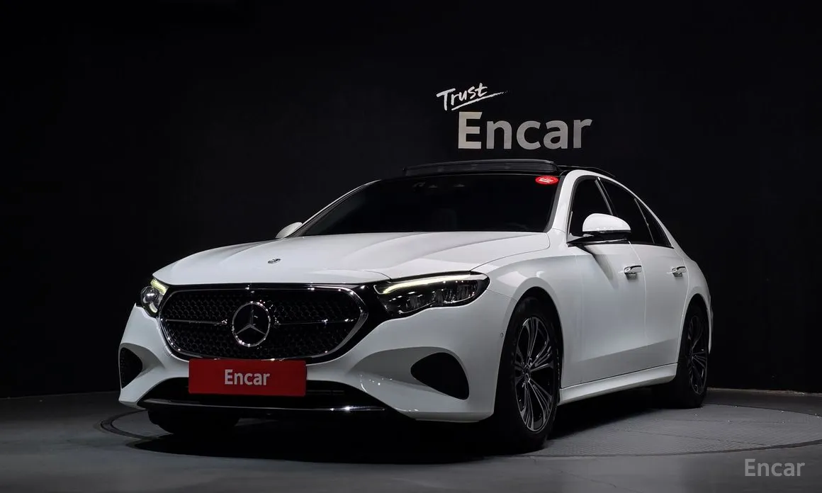 Mercedes-Benz E-Class 2024 E200 Avantgarde