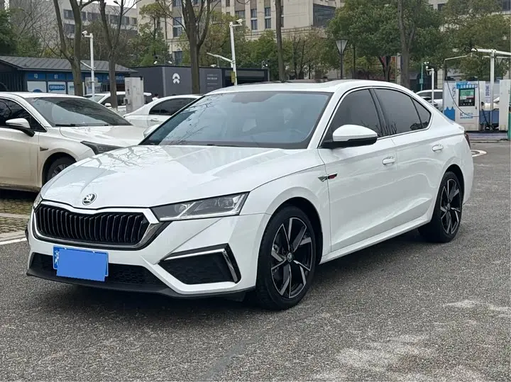 2023 Skoda Octavia Pro