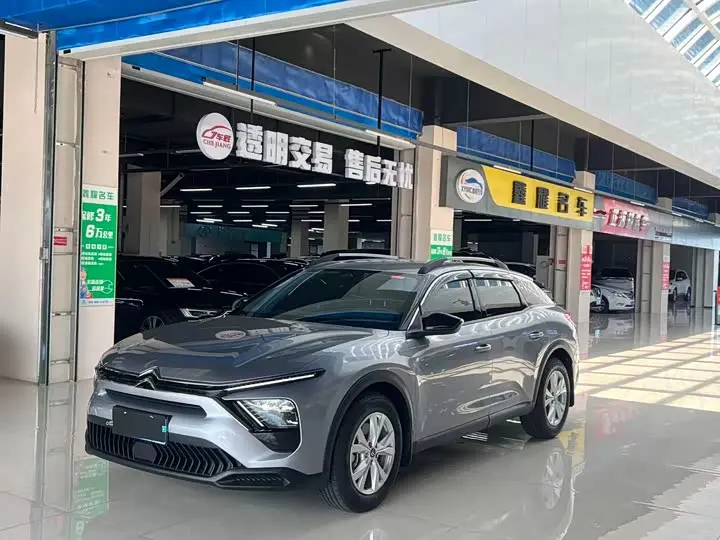 Citroen C5 X 2025 2025款 1.6T 海外版