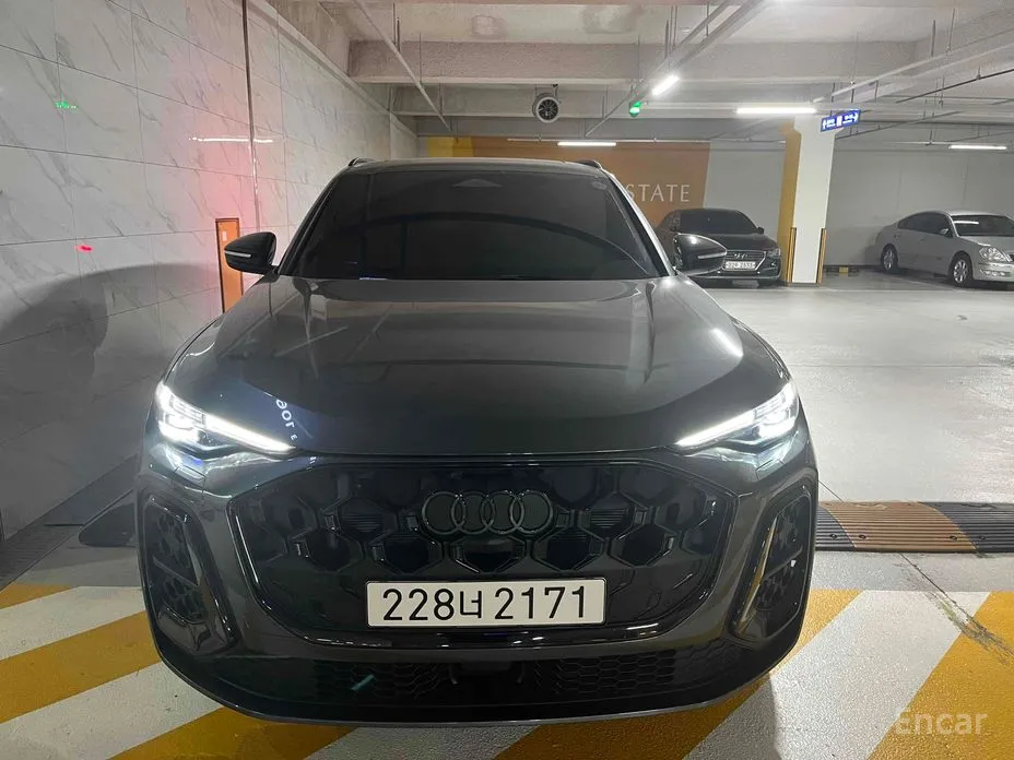Audi Q5 2025 40 TDI Quattro S Line Black Edition