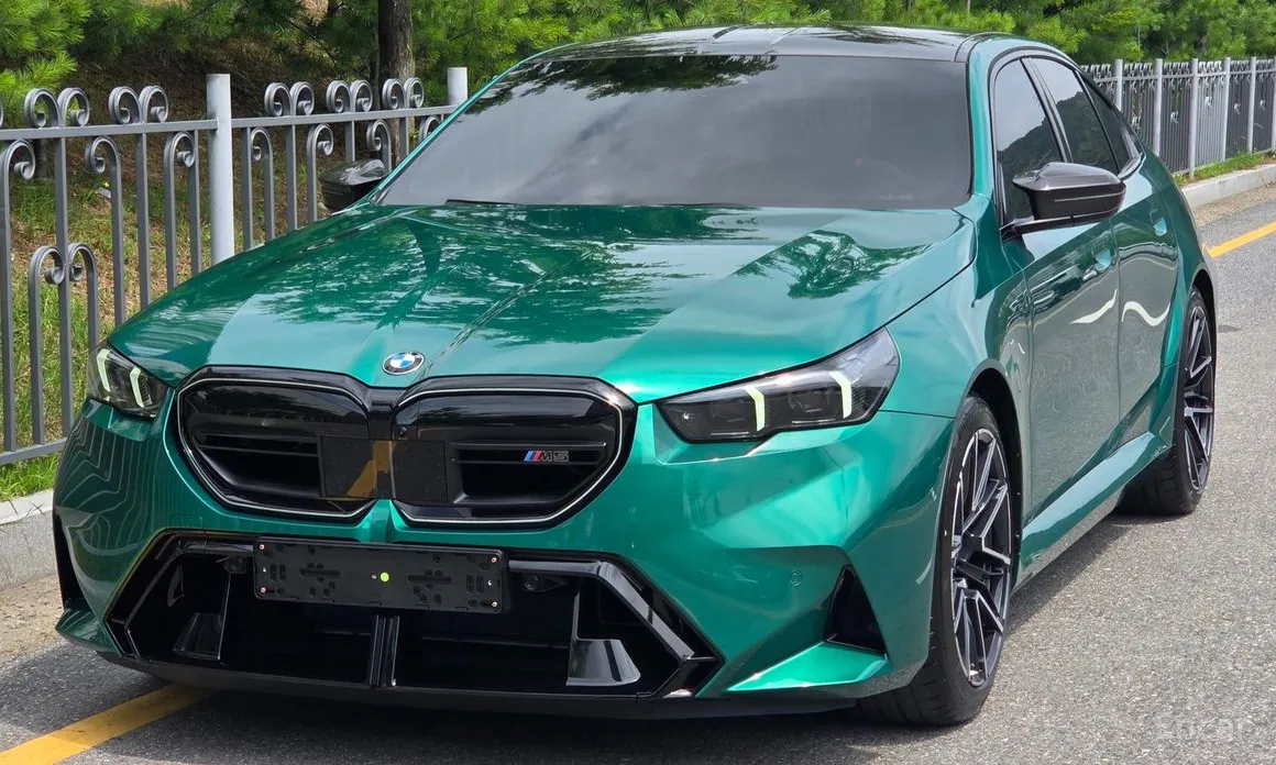 BMW M5 2024 M5 Sedan