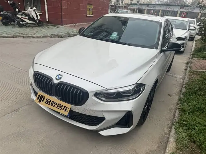 BMW 1 Series 2023 2023款 125i M运动曜夜版