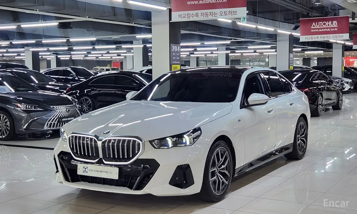 BMW 5 Series 2023 520i M Sport