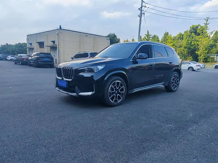Фото 1 - BMW X1