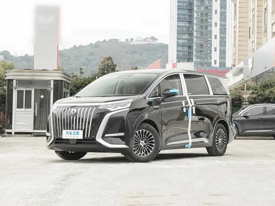Denza D9 2026 2026款 第二代 EV 四驱闪充尊荣型