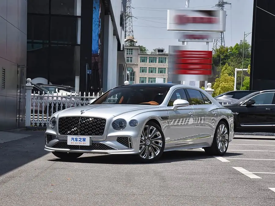 Bentley Flying Spur Hybrid 2026 2026款 4.0T V8 Mulliner