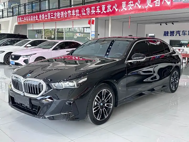 BMW 5 Series 2026 2026款 530Li 领先型 M运动套装