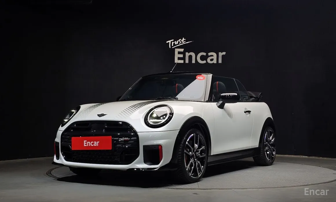 Mini Cooper Convertible 2025 JCW
