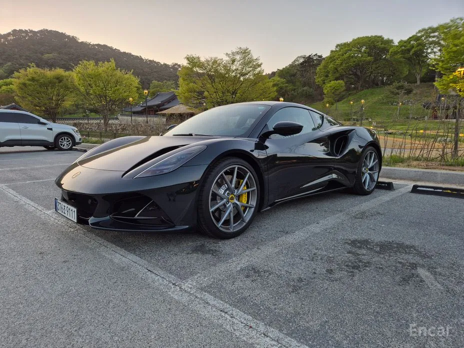 Lotus Emira 2021 3.5