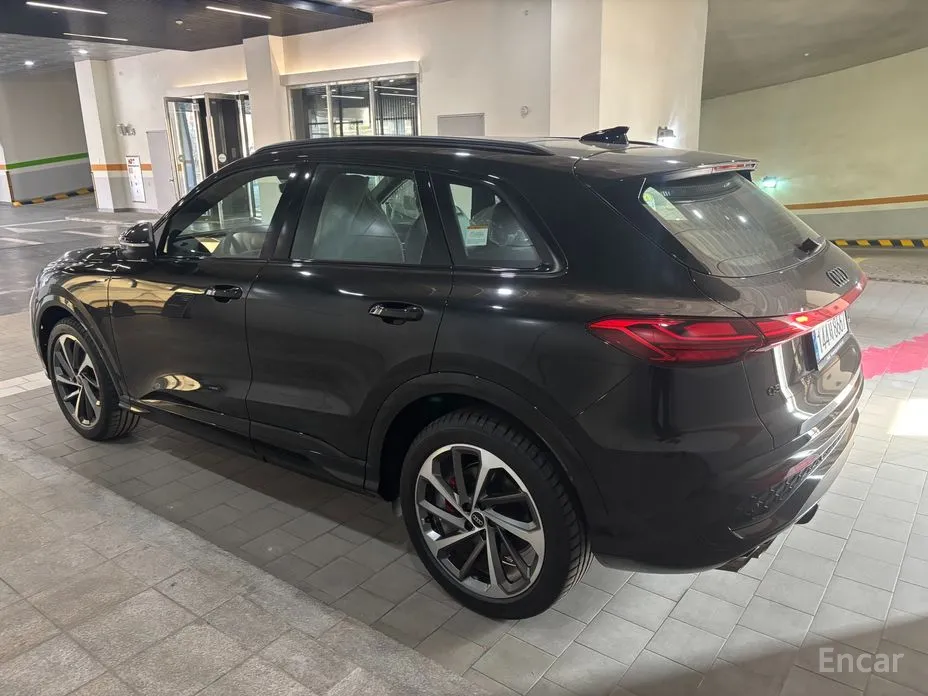 Audi Q5 2025 40 TDI Quattro S Line Black Edition