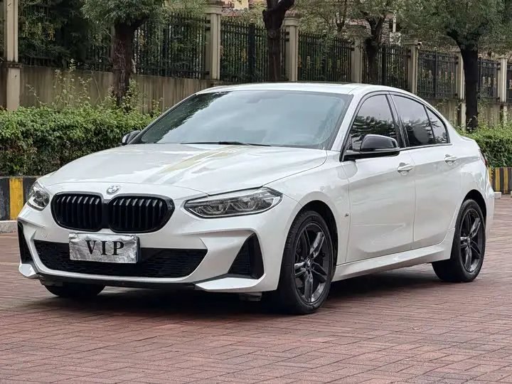 BMW 1 Series 2023 2023款 120i M运动曜熠版