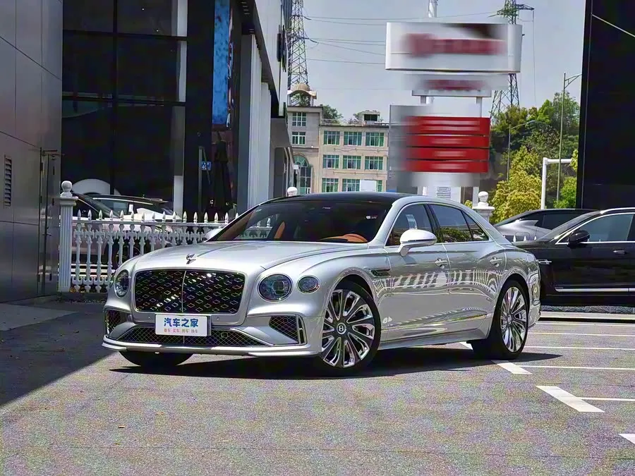 Bentley Flying Spur Hybrid 2026 2026款 4.0T V8 极致版