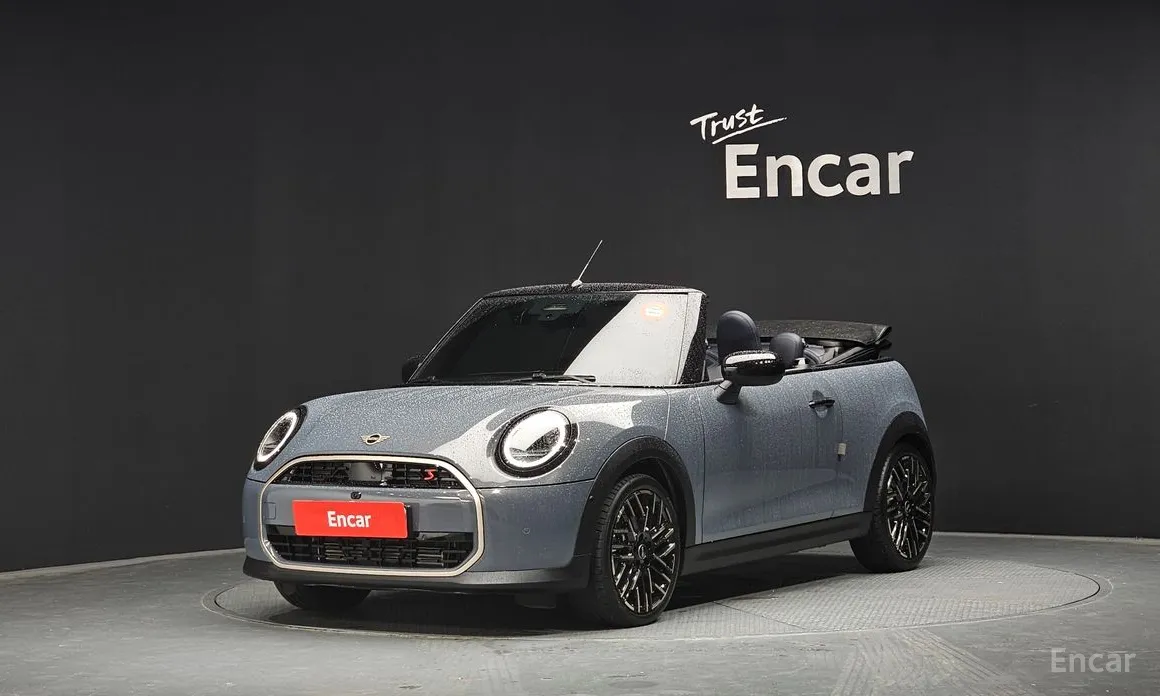 Mini Cooper Convertible 2025 Favoured