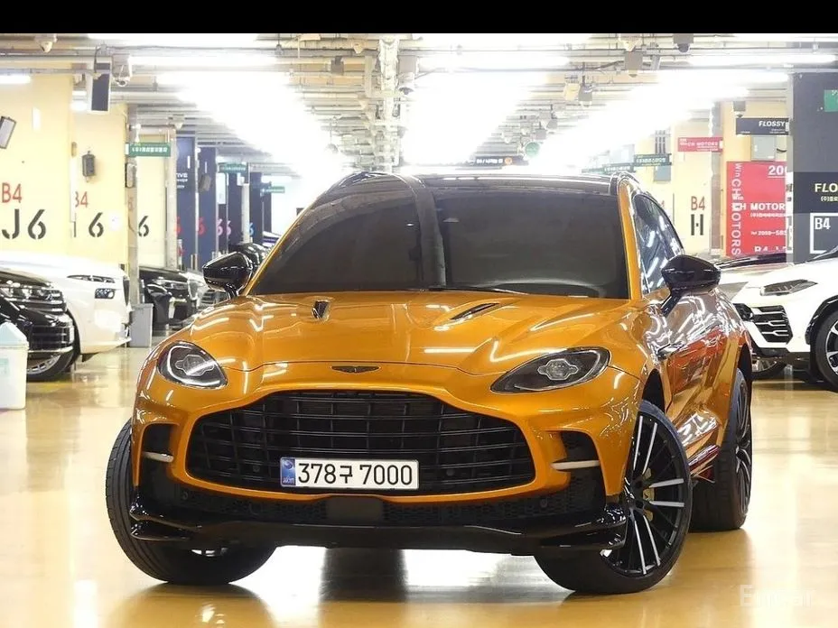 Aston Martin DBX 2020 4.0 V8 707