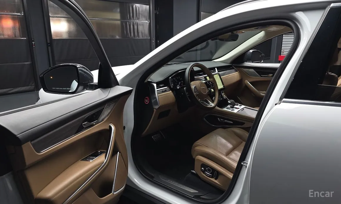 Jaguar F-Pace 2016 P 250 SE