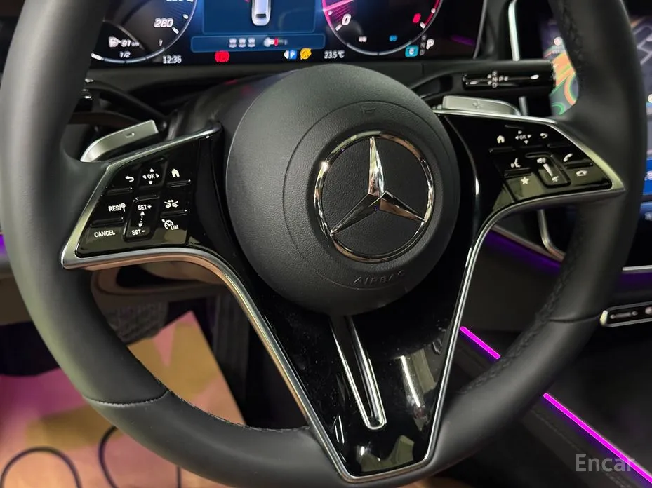 Mercedes-Benz E-Class 2024 E200 Avantgarde