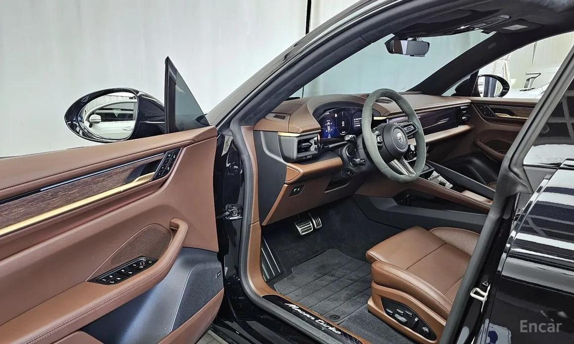 Porsche Macan 2024 Turbo