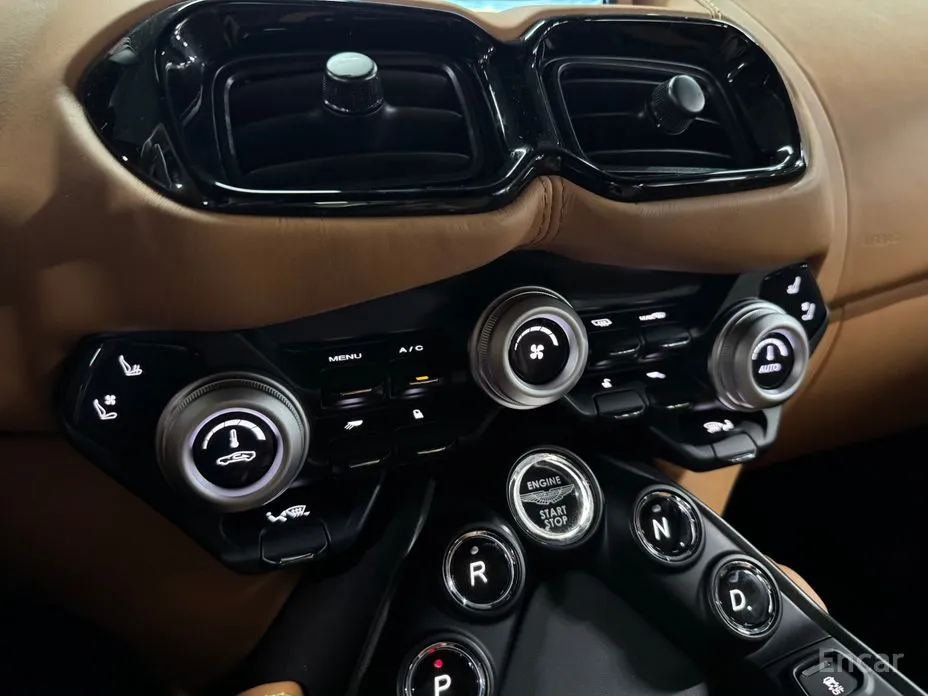 Aston Martin Vantage 2018 4.0 V8 Coupe