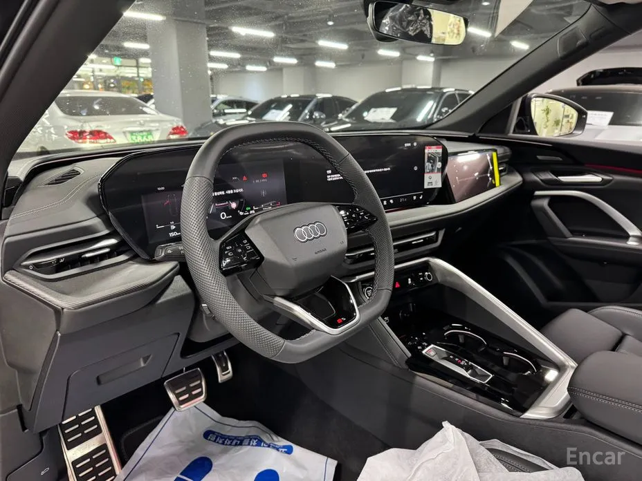 Audi Q5 2025 40 TDI Quattro S Line Black Edition