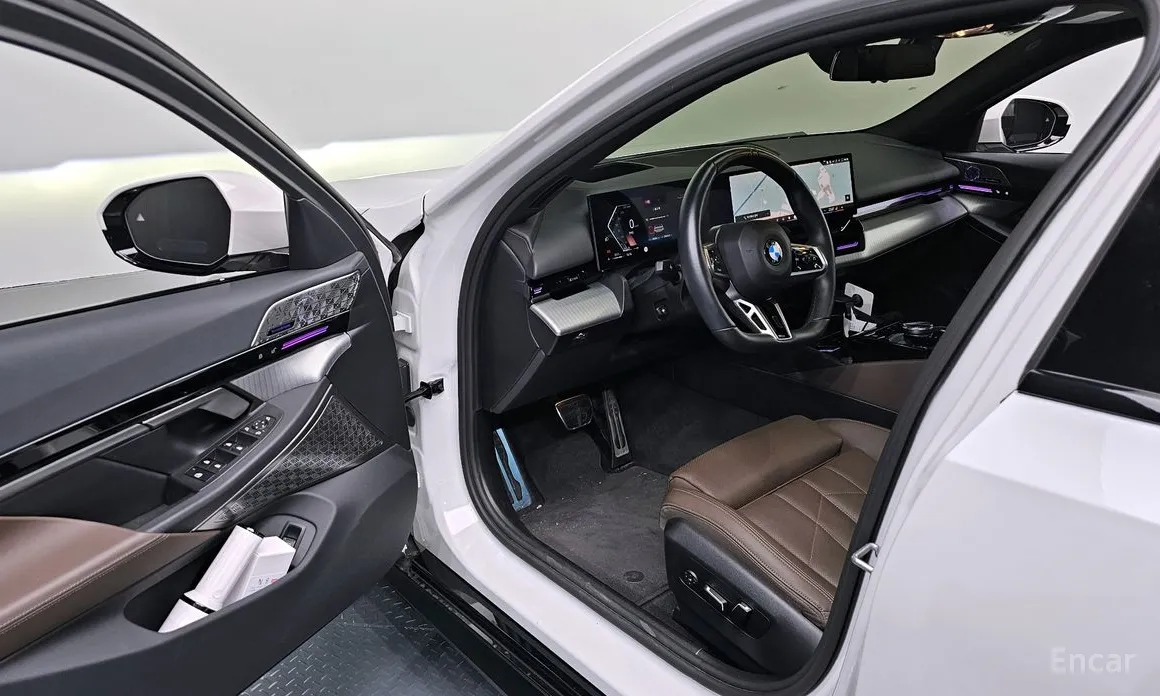 BMW 5 Series 2023 523d M Sport