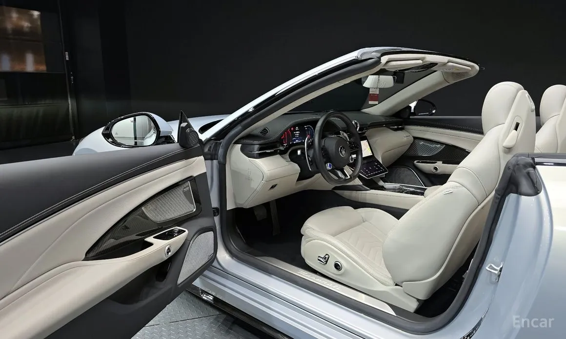 Maserati GranCabrio 2024 3.0 V6 Trofeo