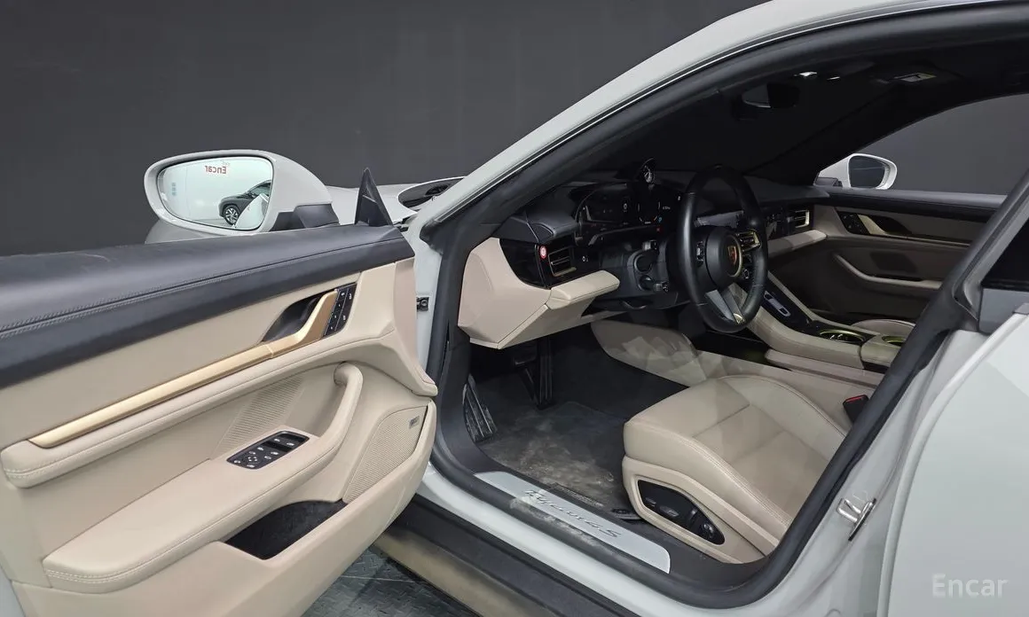 Porsche Taycan 2020 4S