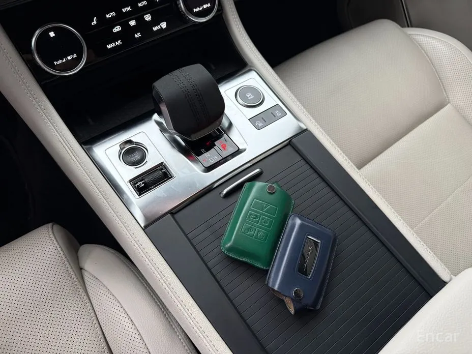 Jaguar F-Pace 2016 D200 SE