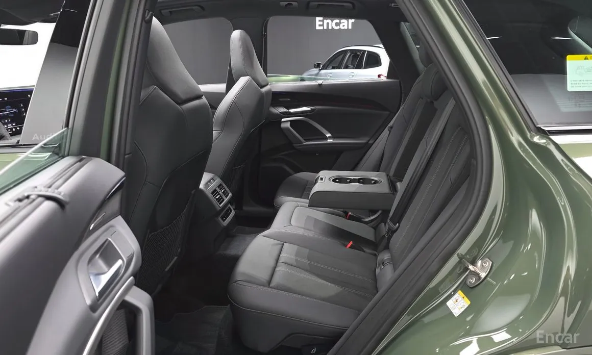 Audi Q5 2025 40 TDI Quattro S Line Black Edition