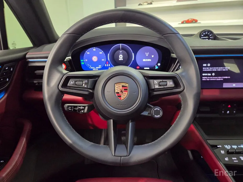Porsche Macan 2024 Base 4
