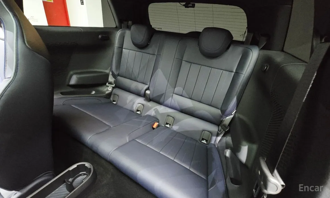 Mini Cooper 2025 SE Favoured